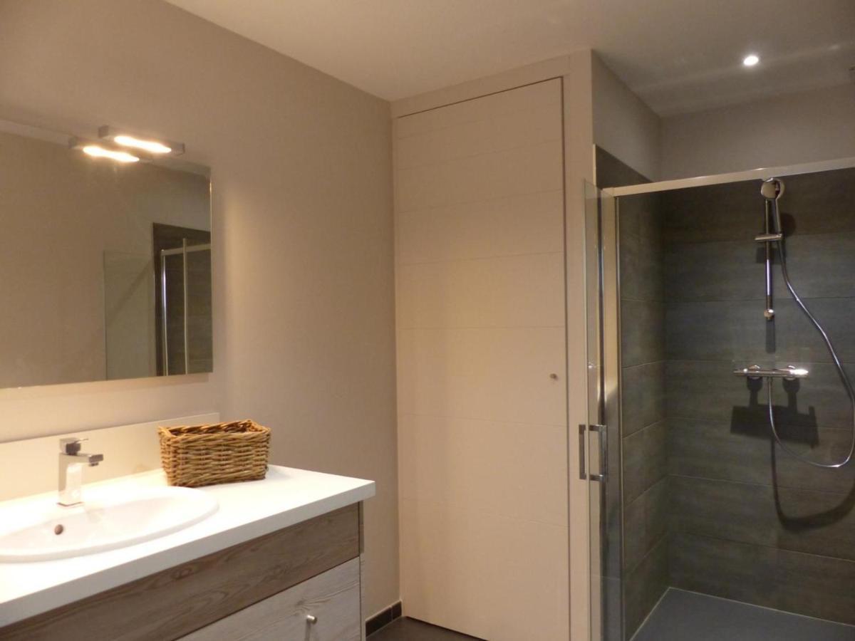 Gite Renove Avec Terrasse, Poele A Bois Et Wifi A Chapeau - Fr-1-489-79 Luaran gambar