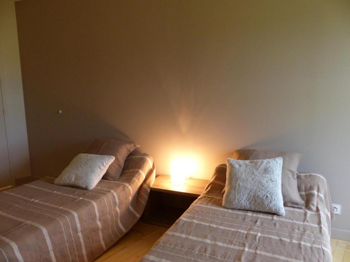 Gite Renove Avec Terrasse, Poele A Bois Et Wifi A Chapeau - Fr-1-489-79 Luaran gambar