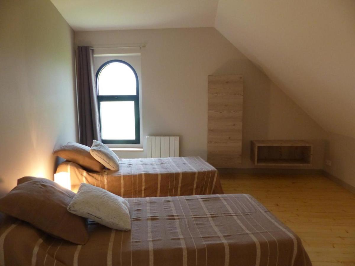 Gite Renove Avec Terrasse, Poele A Bois Et Wifi A Chapeau - Fr-1-489-79 Luaran gambar