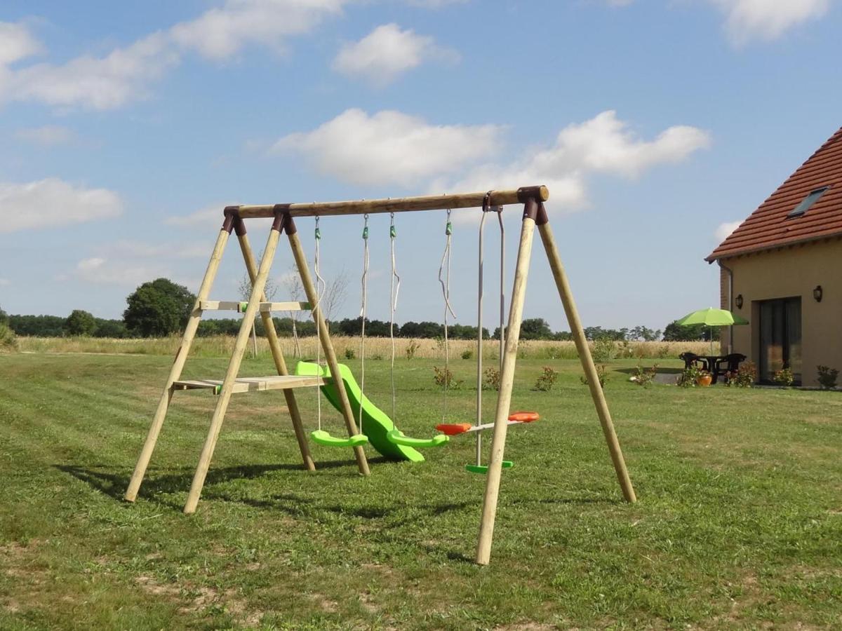 Gite Renove Avec Terrasse, Poele A Bois Et Wifi A Chapeau - Fr-1-489-79 Luaran gambar