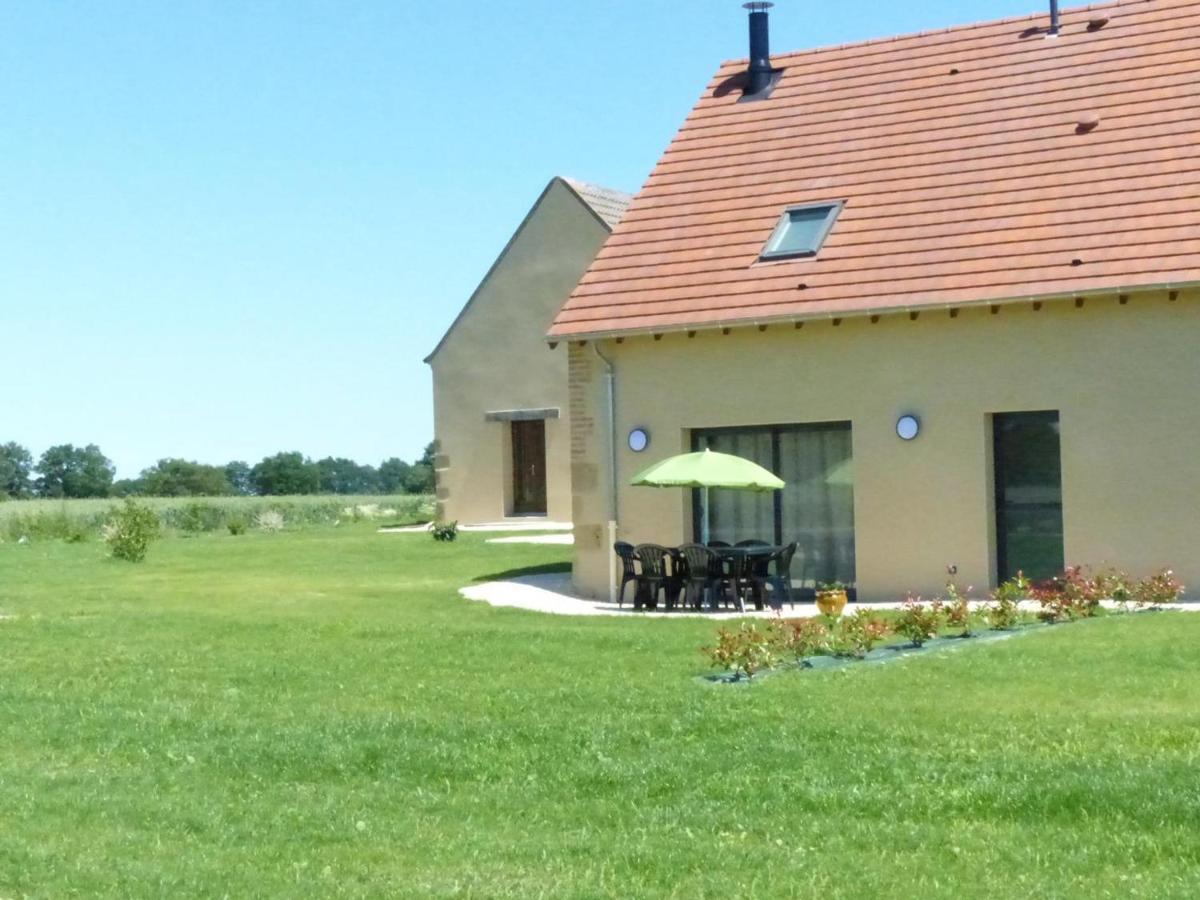 Gite Renove Avec Terrasse, Poele A Bois Et Wifi A Chapeau - Fr-1-489-79 Luaran gambar
