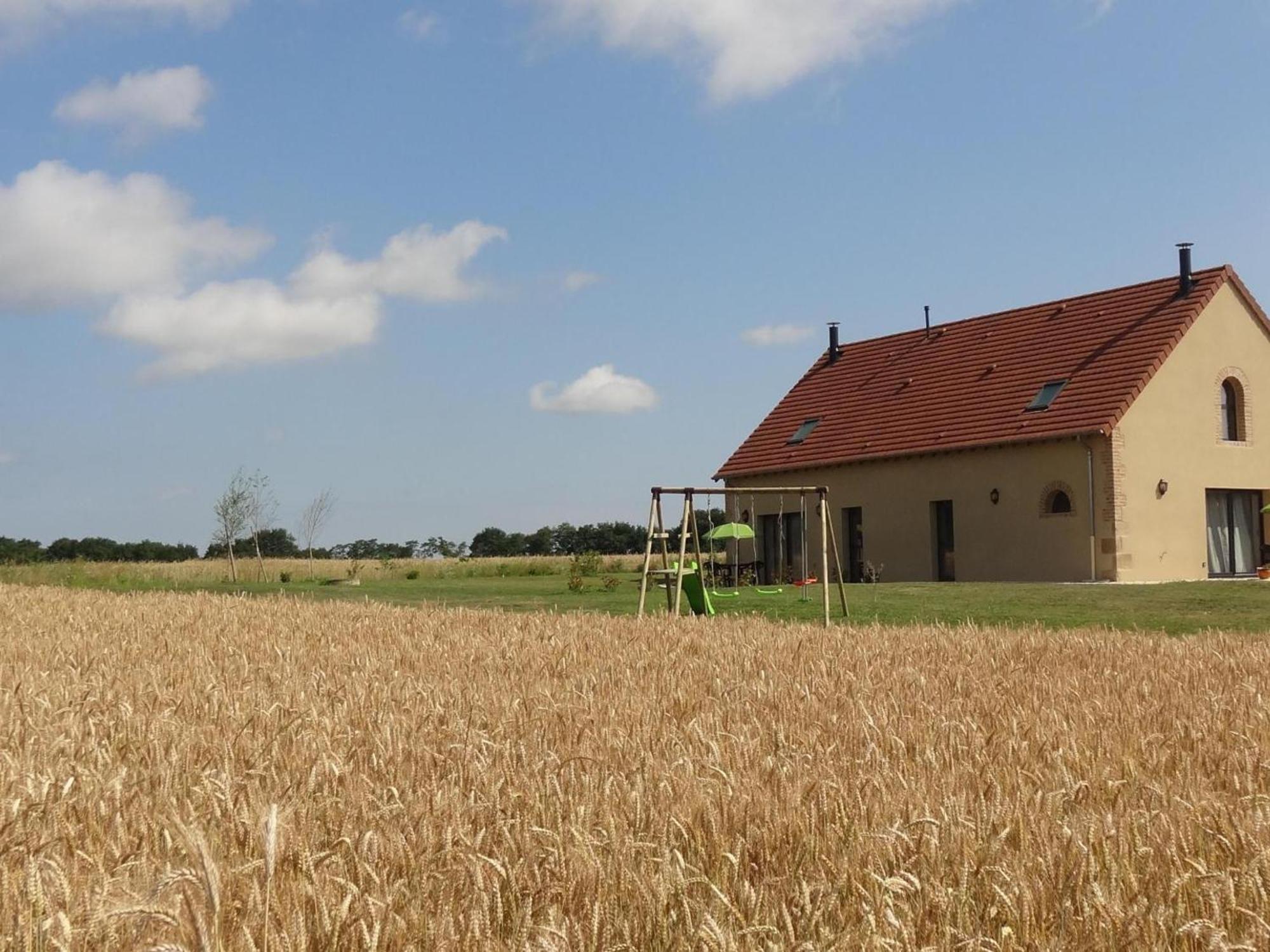 Gite Renove Avec Terrasse, Poele A Bois Et Wifi A Chapeau - Fr-1-489-79 Luaran gambar